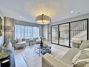 Photo 9- click for photo gallery